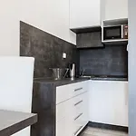 Konukevi Benesova 6