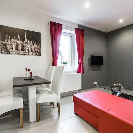 Hotel Apartments Benesova 6 3*